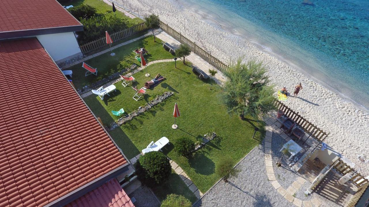 Le Casette Sul Mare Капо-Ватикано Экстерьер фото